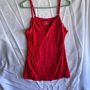 Ladies sleep ware item is LN